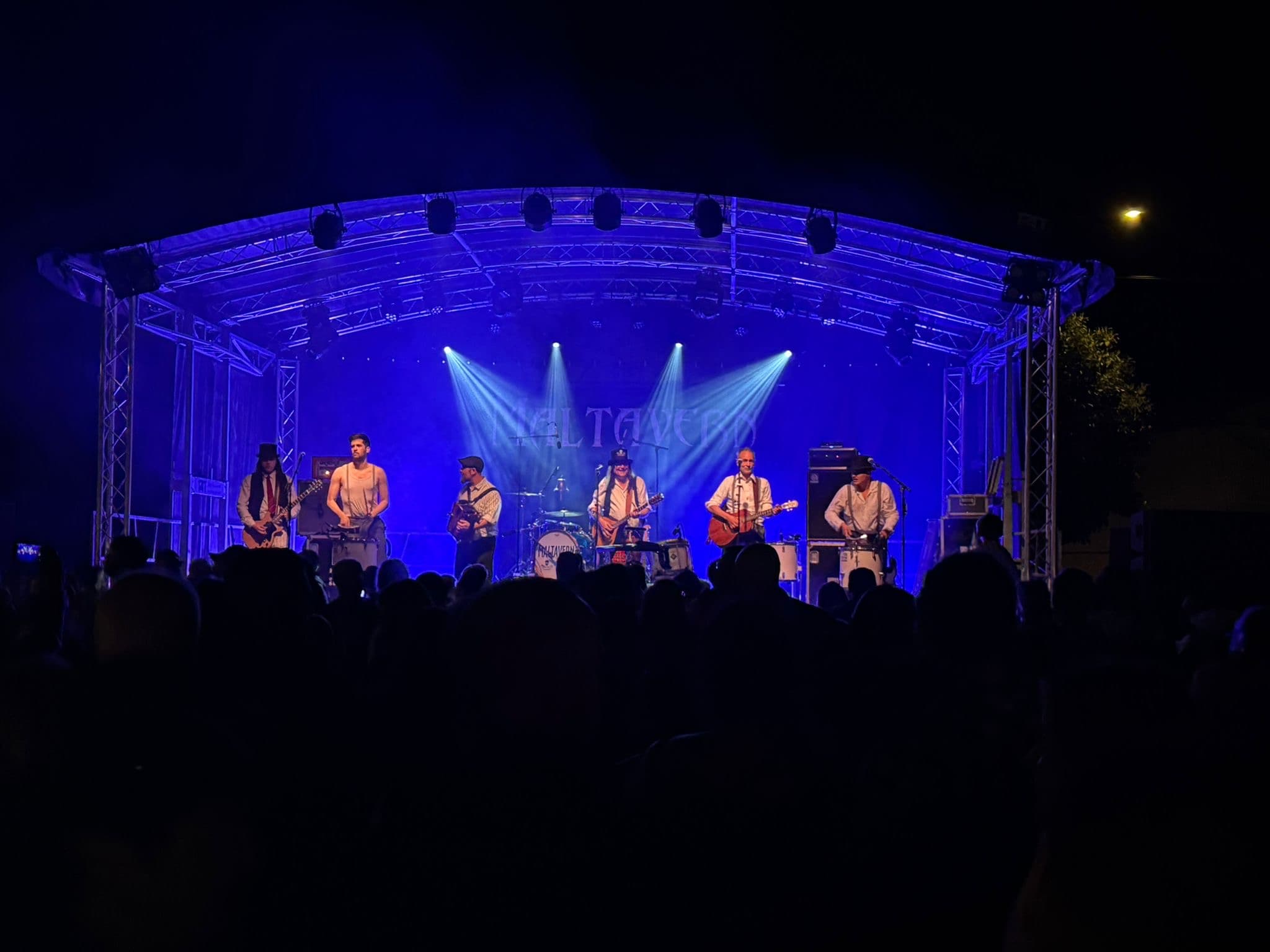 The Mobs et Maltavern : une soirée réussie Place de Bleury