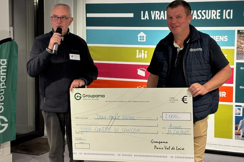 Remise de chèque : GROUPAMA Yonne se mobilise en faveur de la lutte contre le cancer
