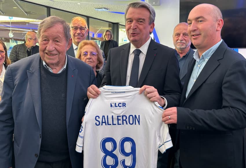 Séquence émotion et satisfaction pour le président de la FFB, Olivier SALLERON, après sa visite à l’AJ Auxerre…